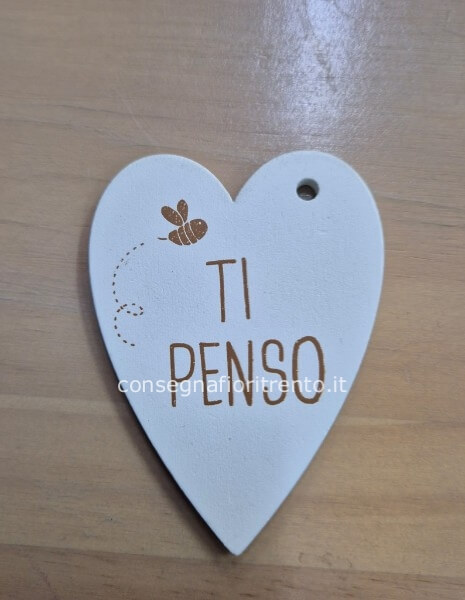 Biglietto di auguri in legno, a forma di cuore, ti penso